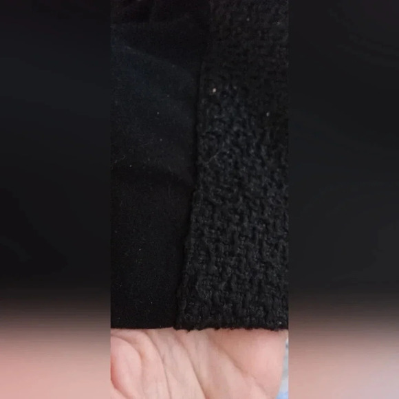 Chanel Property not for sale Croped Vest with zipper - Picture 11 of 11